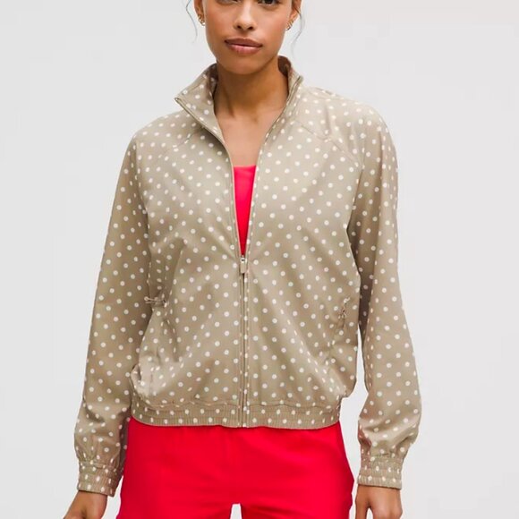 Lulukemon Adapted State Track Jacket size 6 - Picture 1 of 1